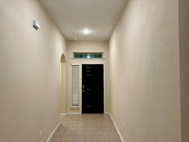 712 Manzano Ln Property Photo 3