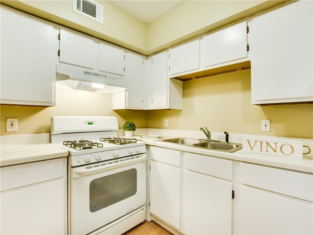 2201 Mission Hill Cir Property Photo 13
