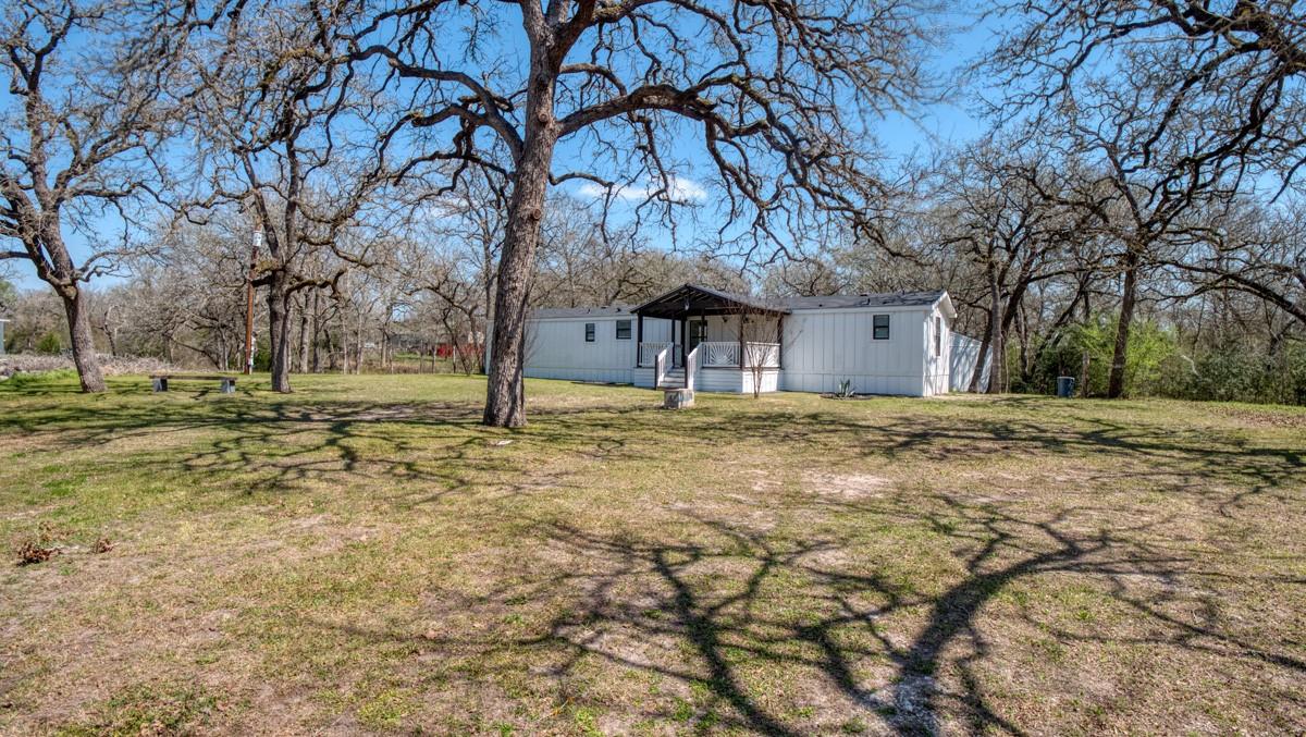 1605 Creek Side Cir Property Photo