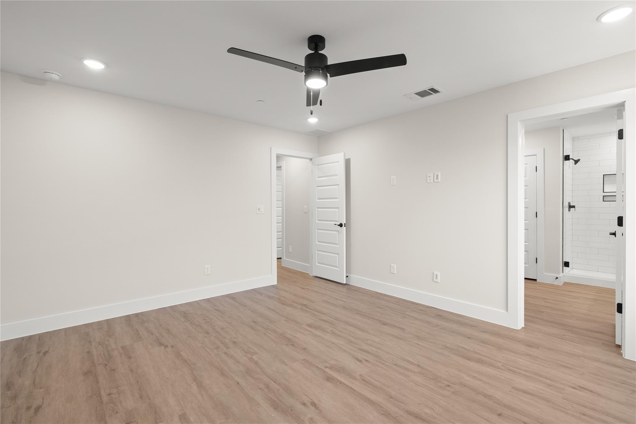 5514 Mobeetie Loop Property Photo 9