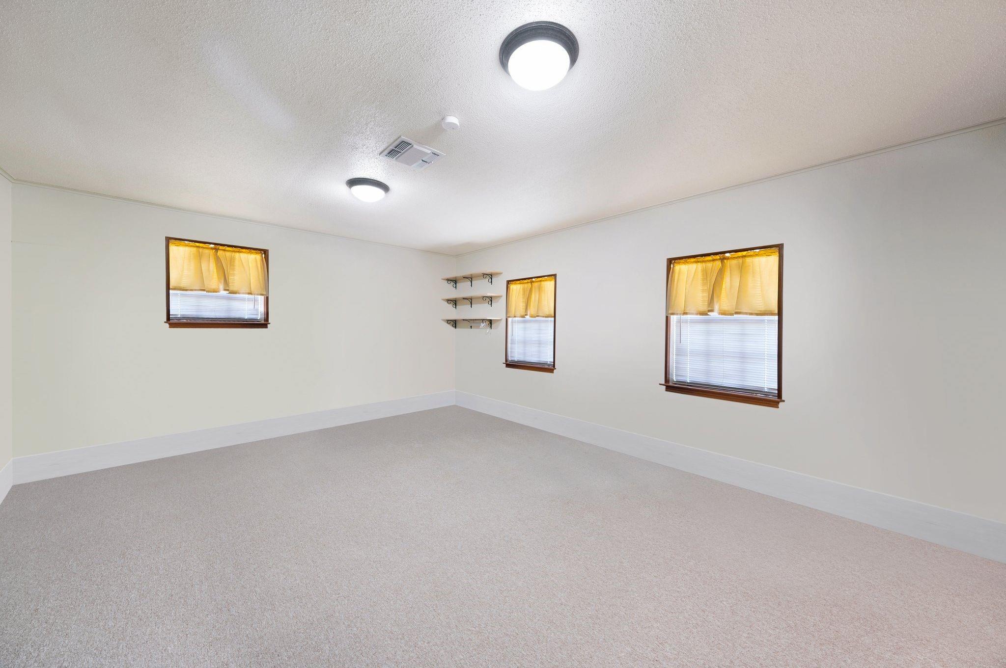 502 Live Oak Dr Property Photo 21