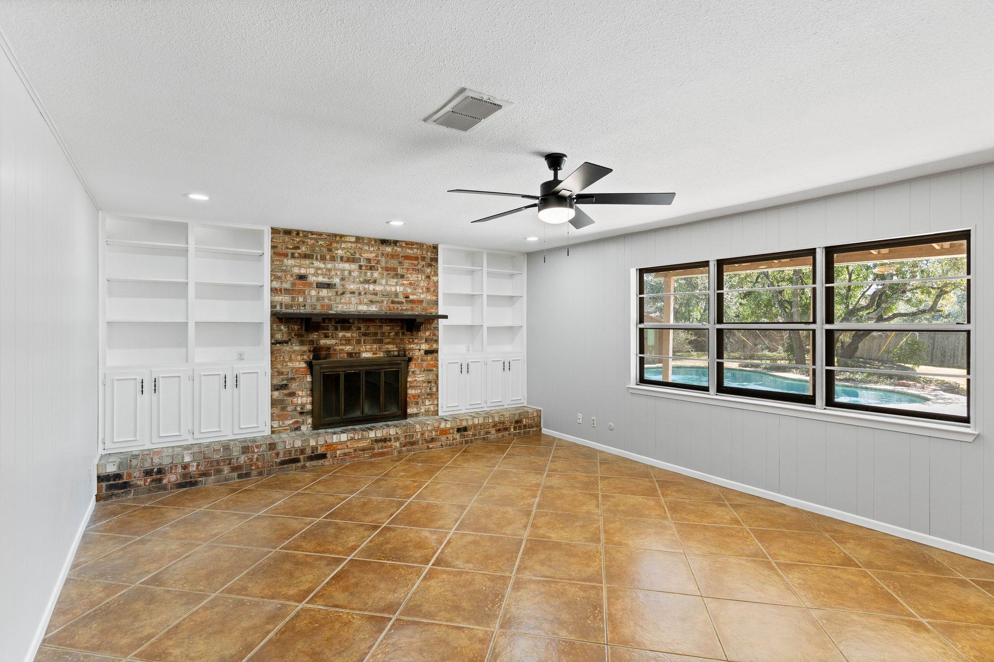 7701 Penelope Cir Property Photo 8