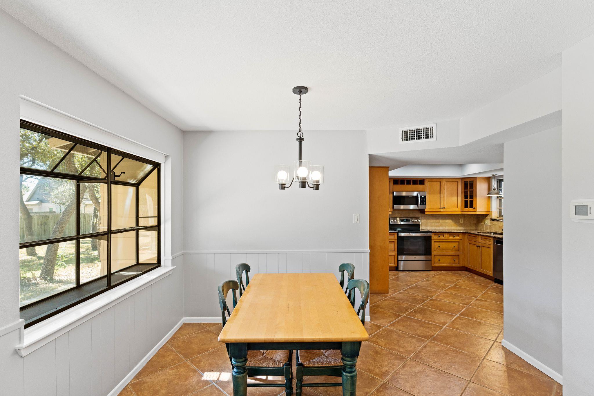 7701 Penelope Cir Property Photo 10