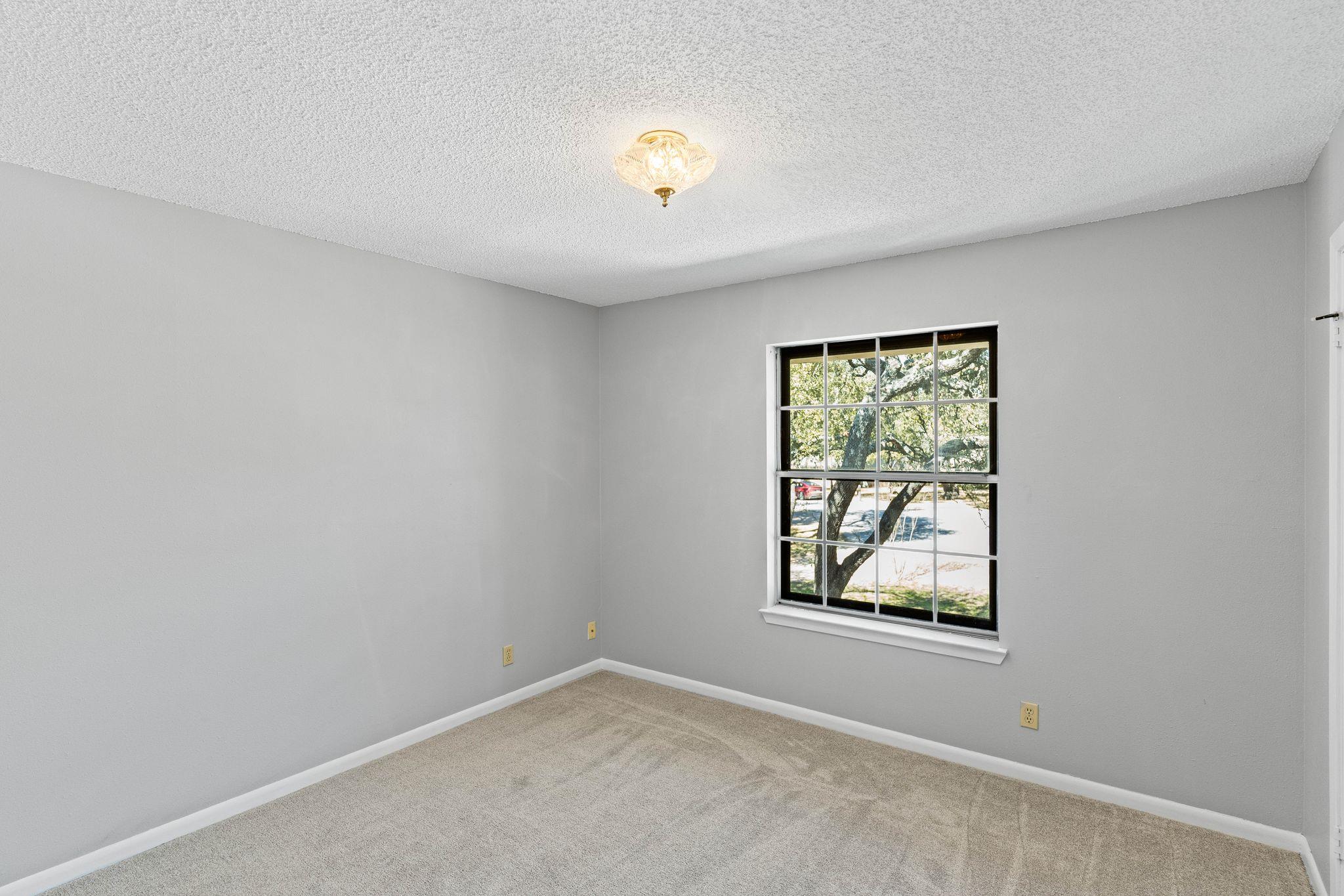 7701 Penelope Cir Property Photo 24