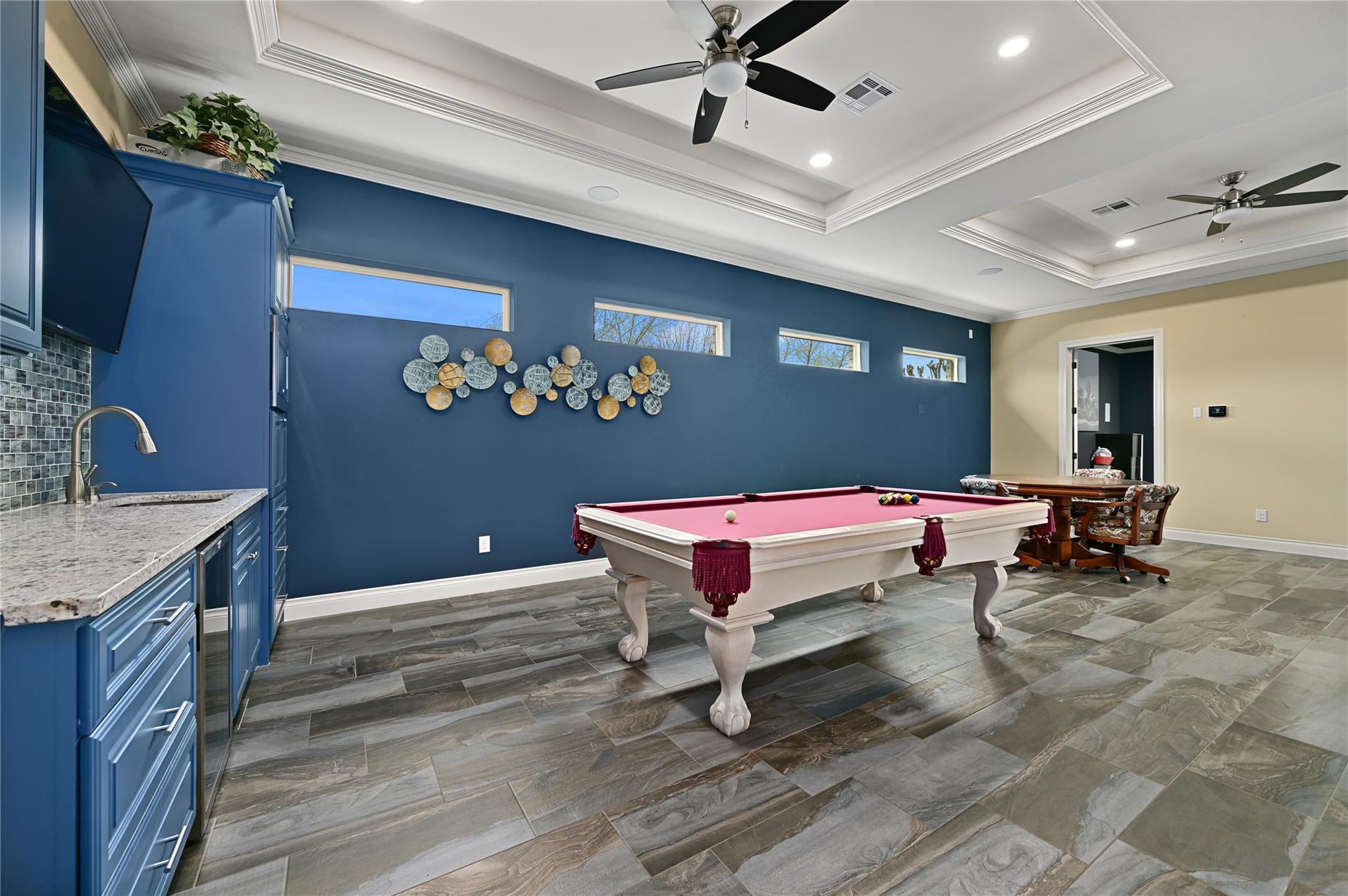 2624 University Club Dr Property Photo 16
