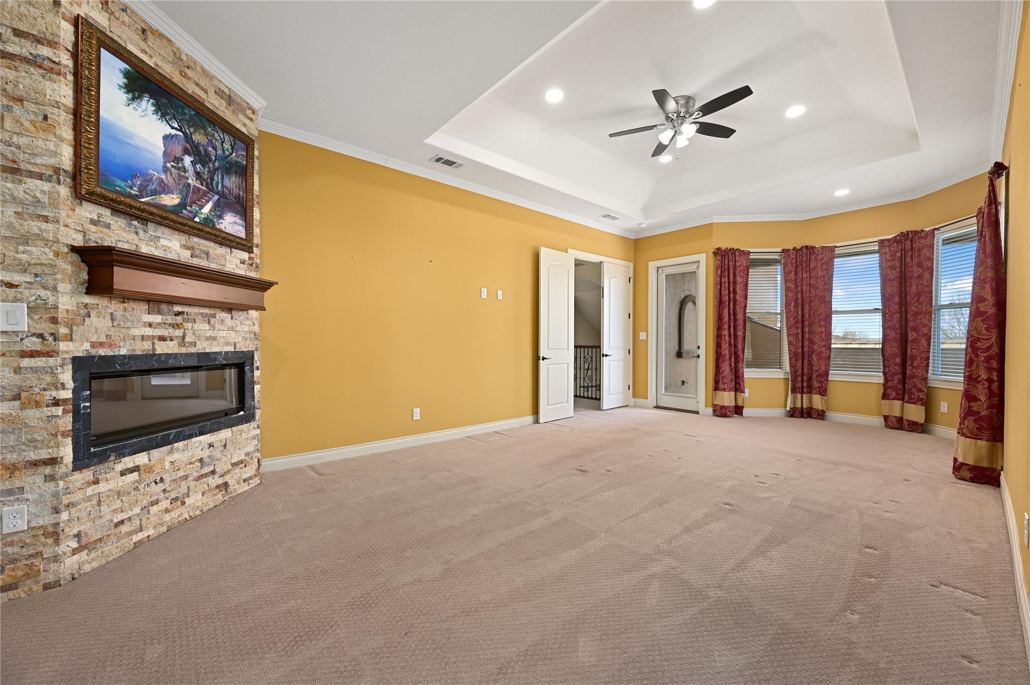 2624 University Club Dr Property Photo 21
