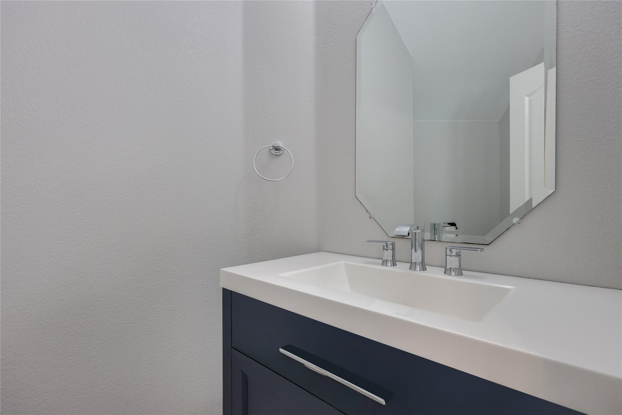 15128 Thatcher Dr Property Photo 30