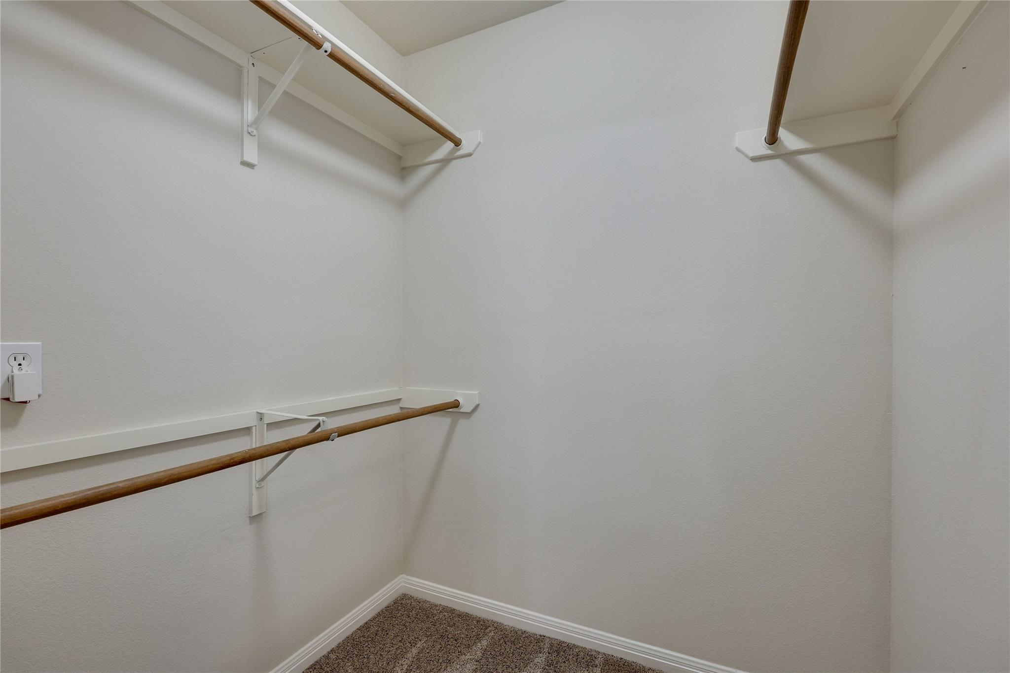 15128 Thatcher Dr Property Photo 37
