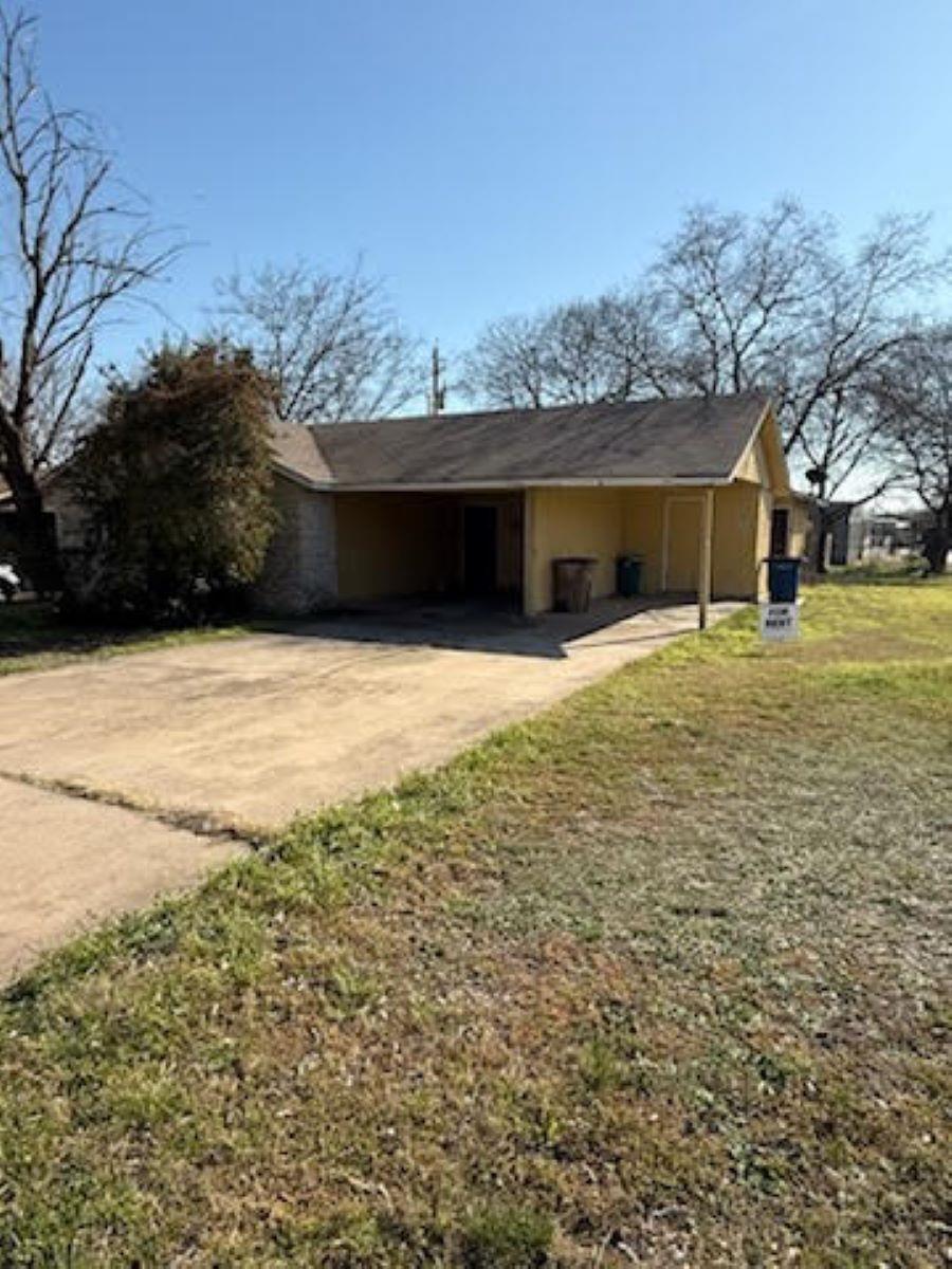 3401 Val Dr A & B Property Photo