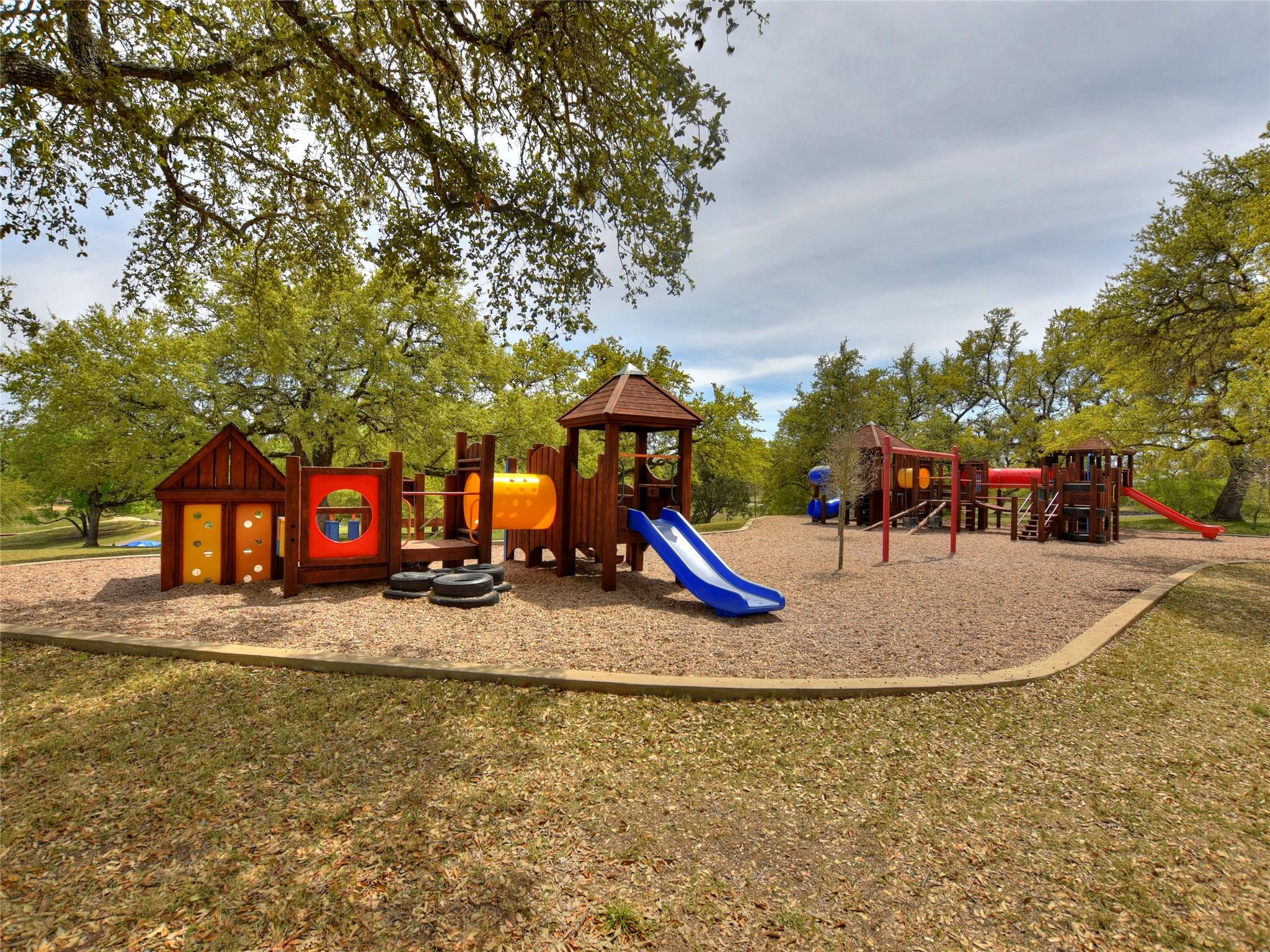 3101 Barton Point Dr Property Photo 25