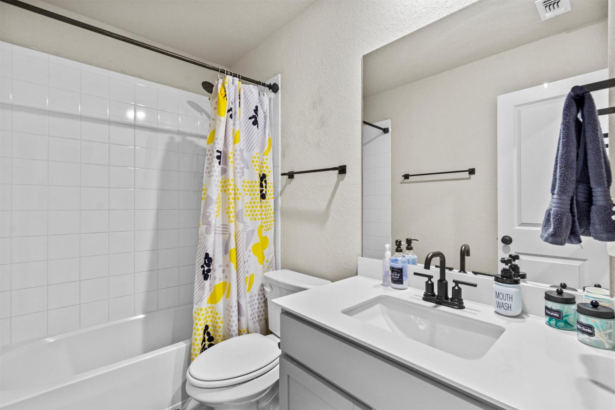 128 Smokebush Trl Property Photo 6