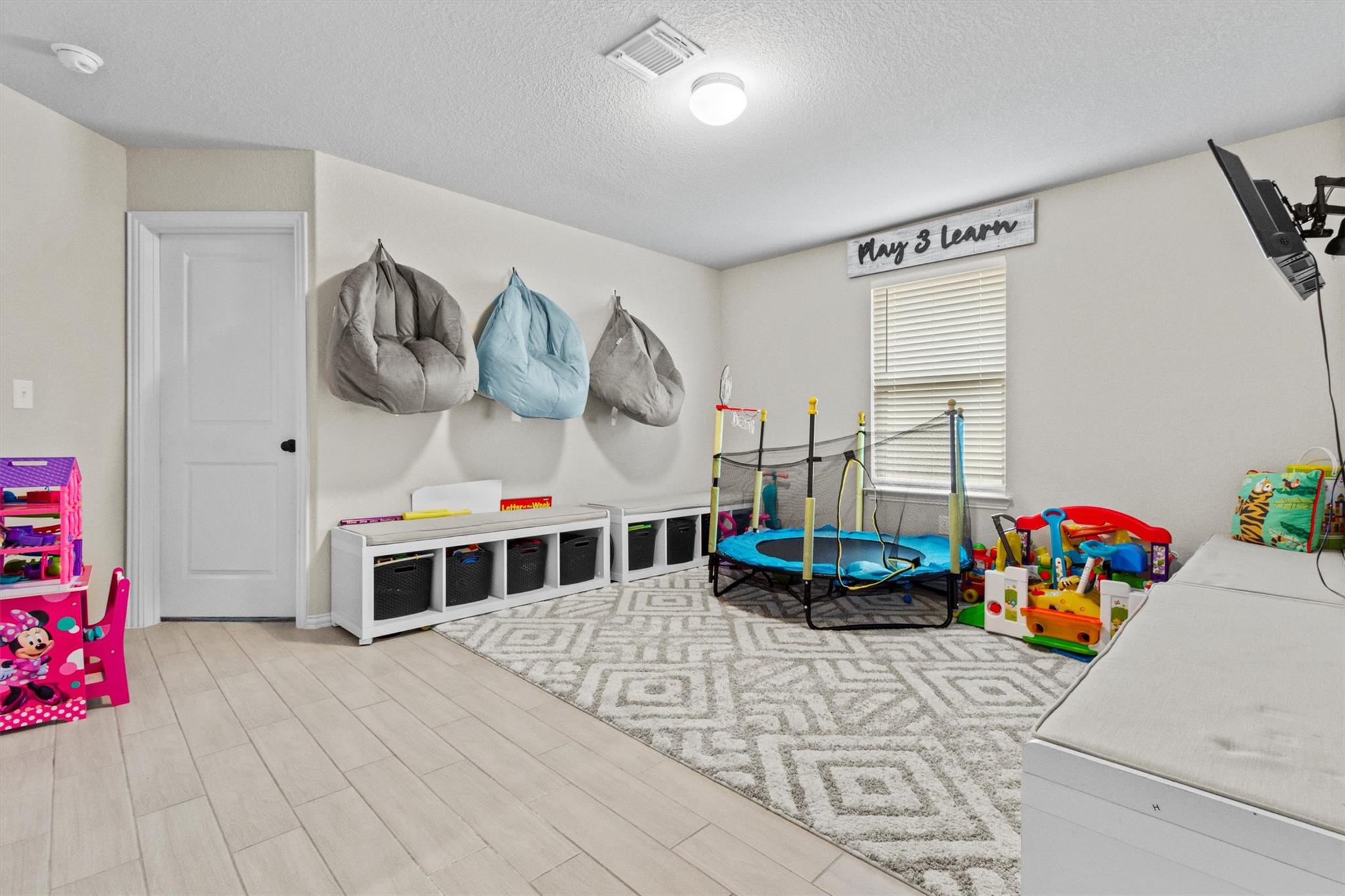 128 Smokebush Trl Property Photo 7