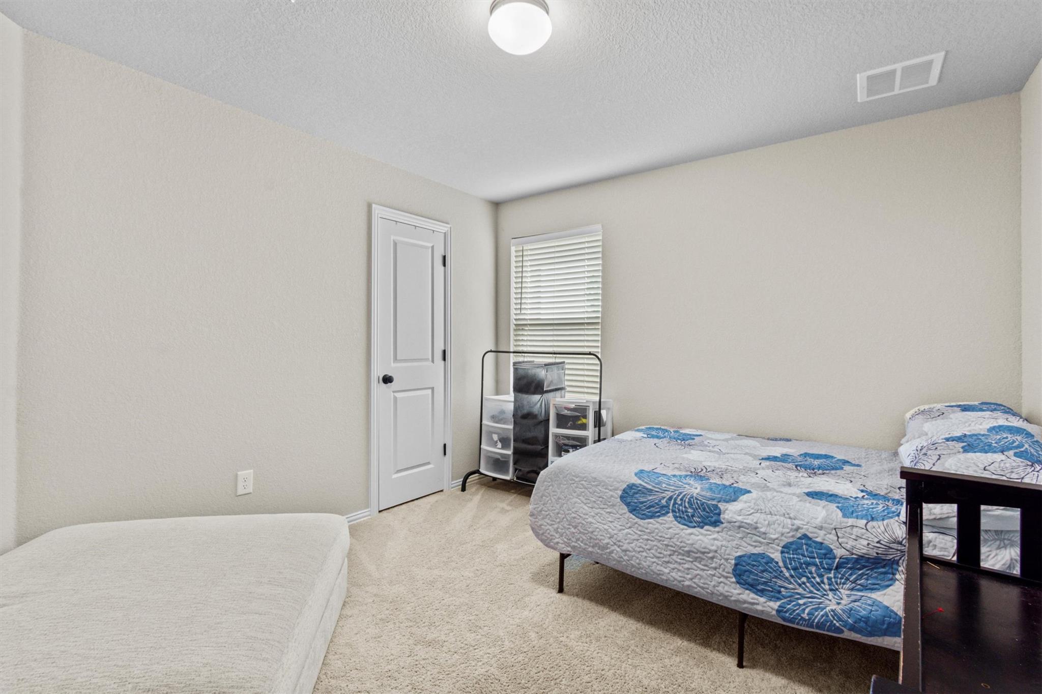 128 Smokebush Trl Property Photo 8