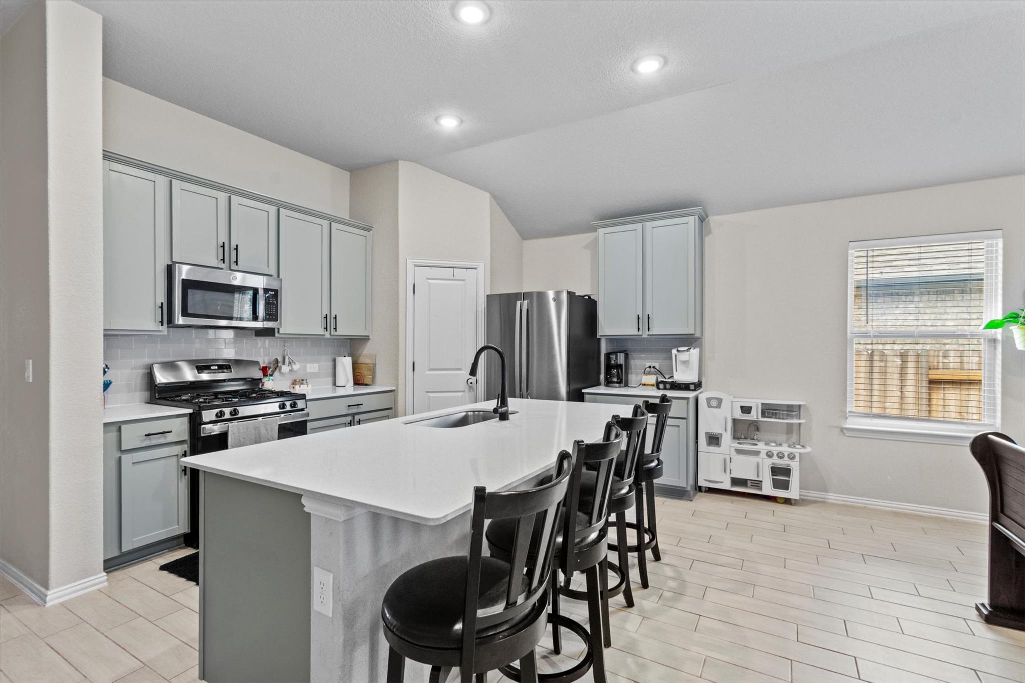 128 Smokebush Trl Property Photo 13