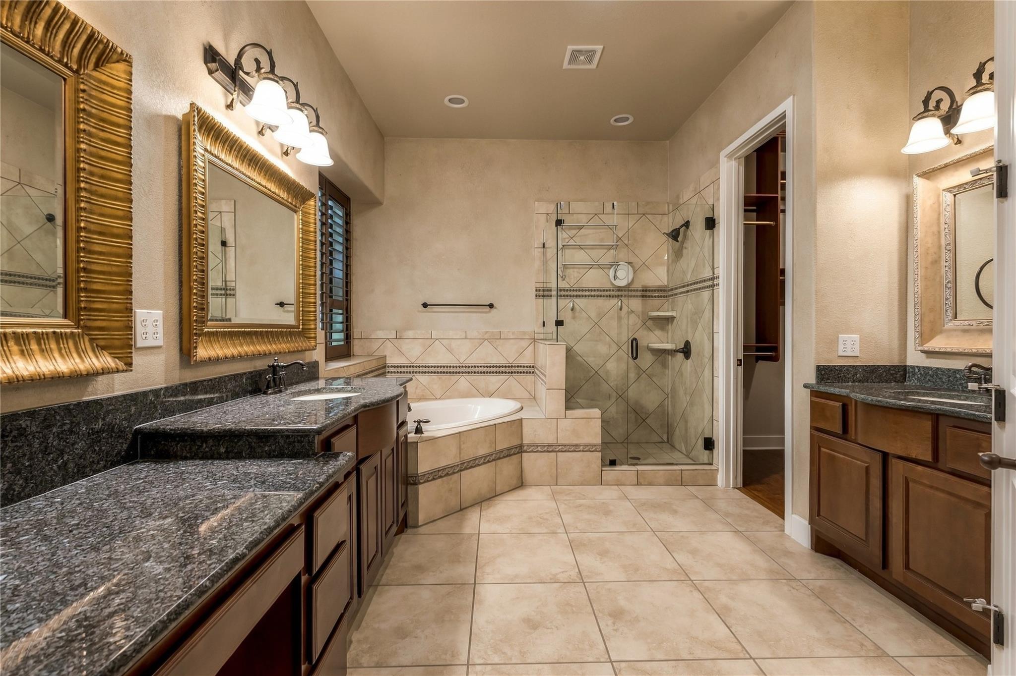 1036 Liberty Park Dr #20 Property Photo 13