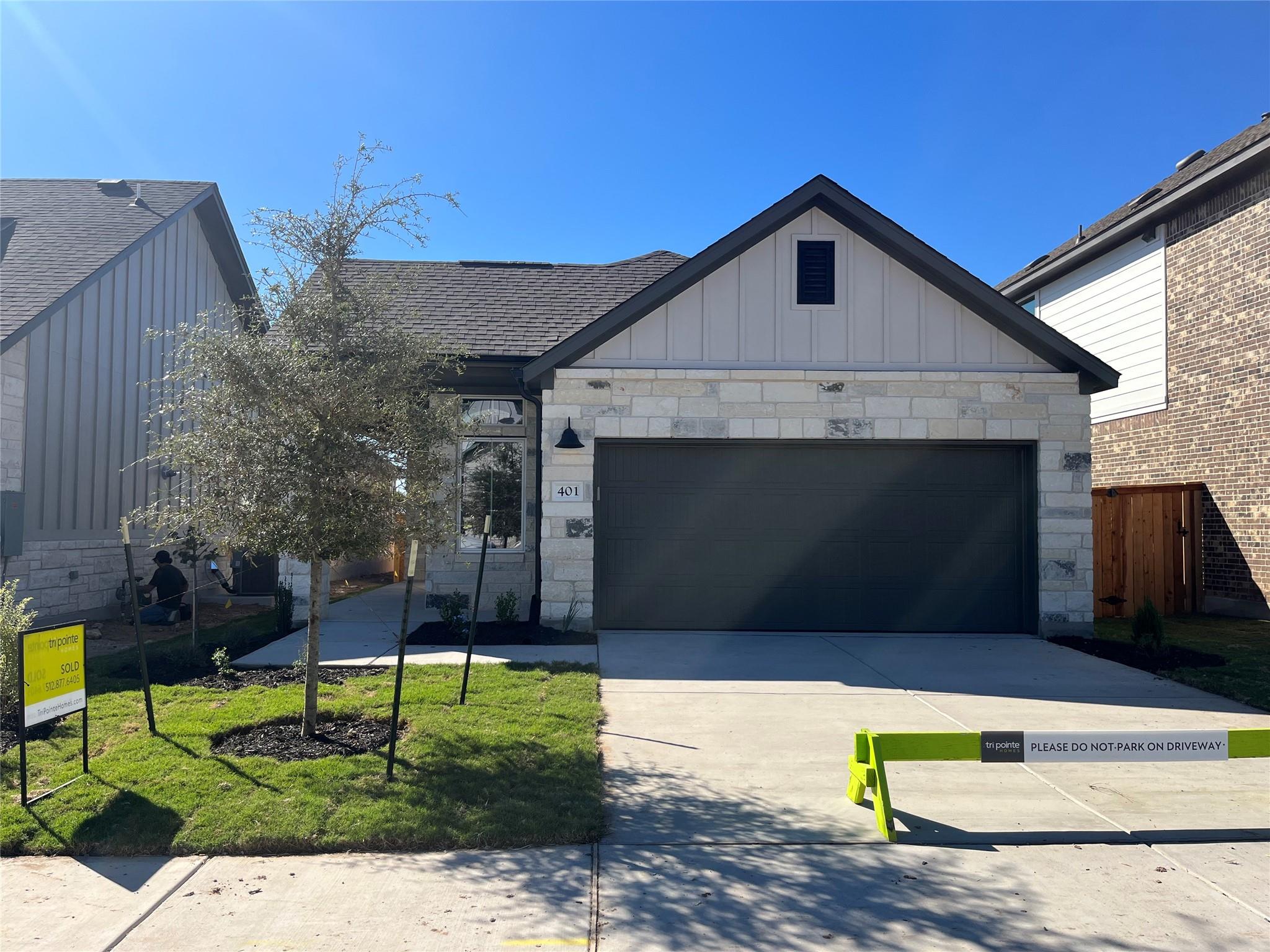 401 Darley Oak Dr Property Photo 1