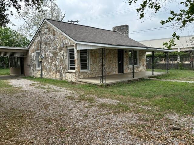 1906 N Mays St Property Photo 4