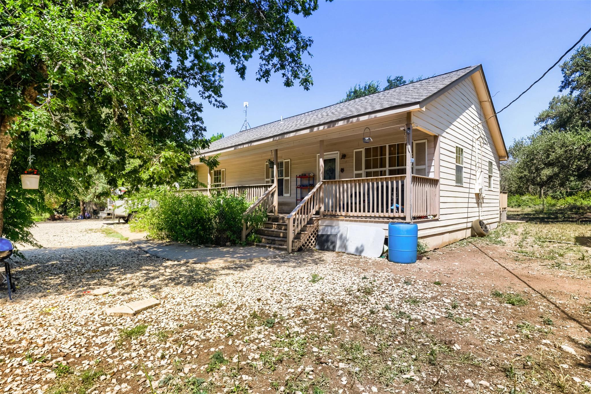 5401 County Road 200 None Property Photo 3