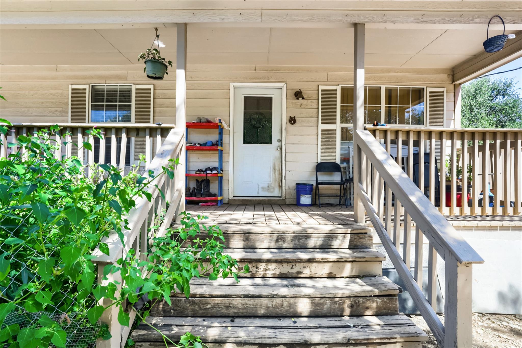 5401 County Road 200 None Property Photo 4