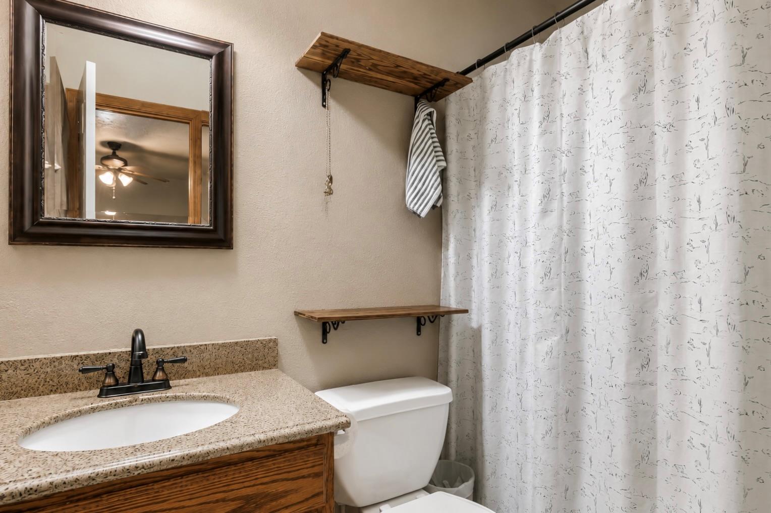5401 County Road 200 None Property Photo 17