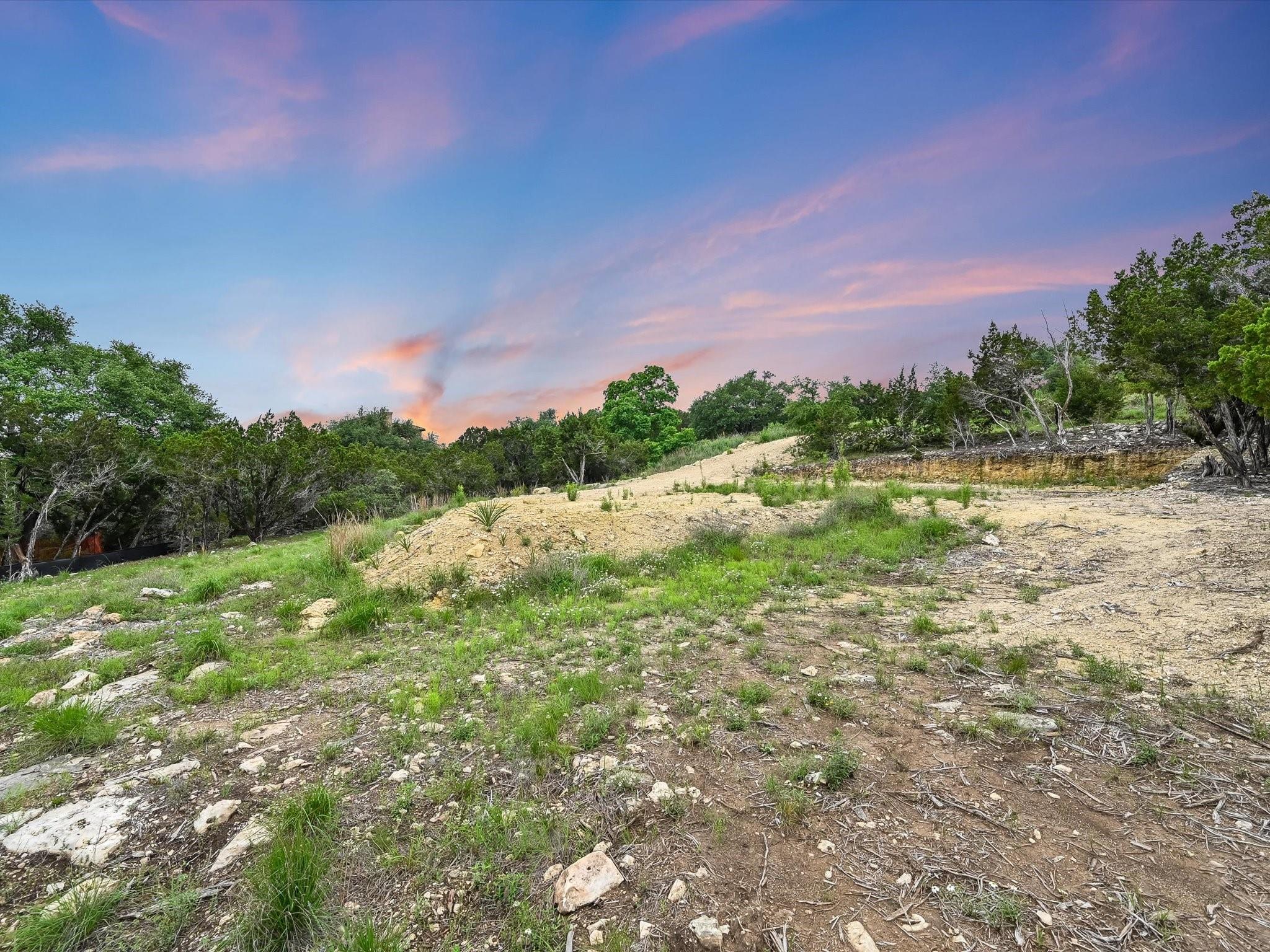 8509 Kelly Cv Property Photo 3