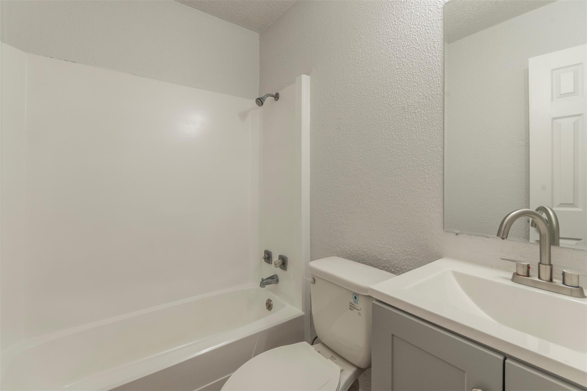2300 Misty Morning Way #b Property Photo 9