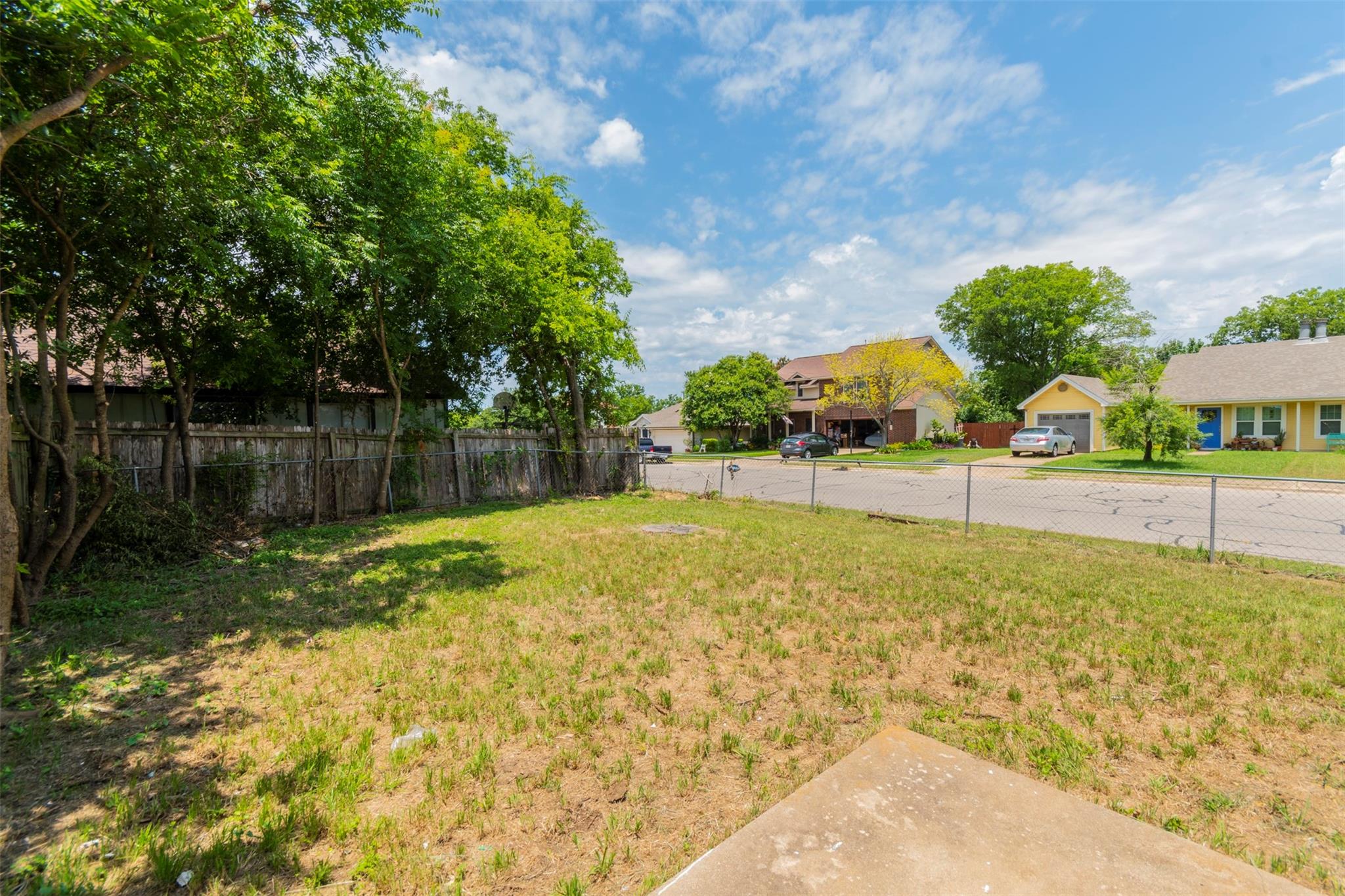 2300 Misty Morning Way #b Property Photo 16