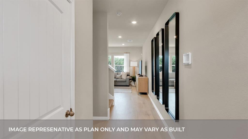 336 Frogmore Loop Property Photo 6