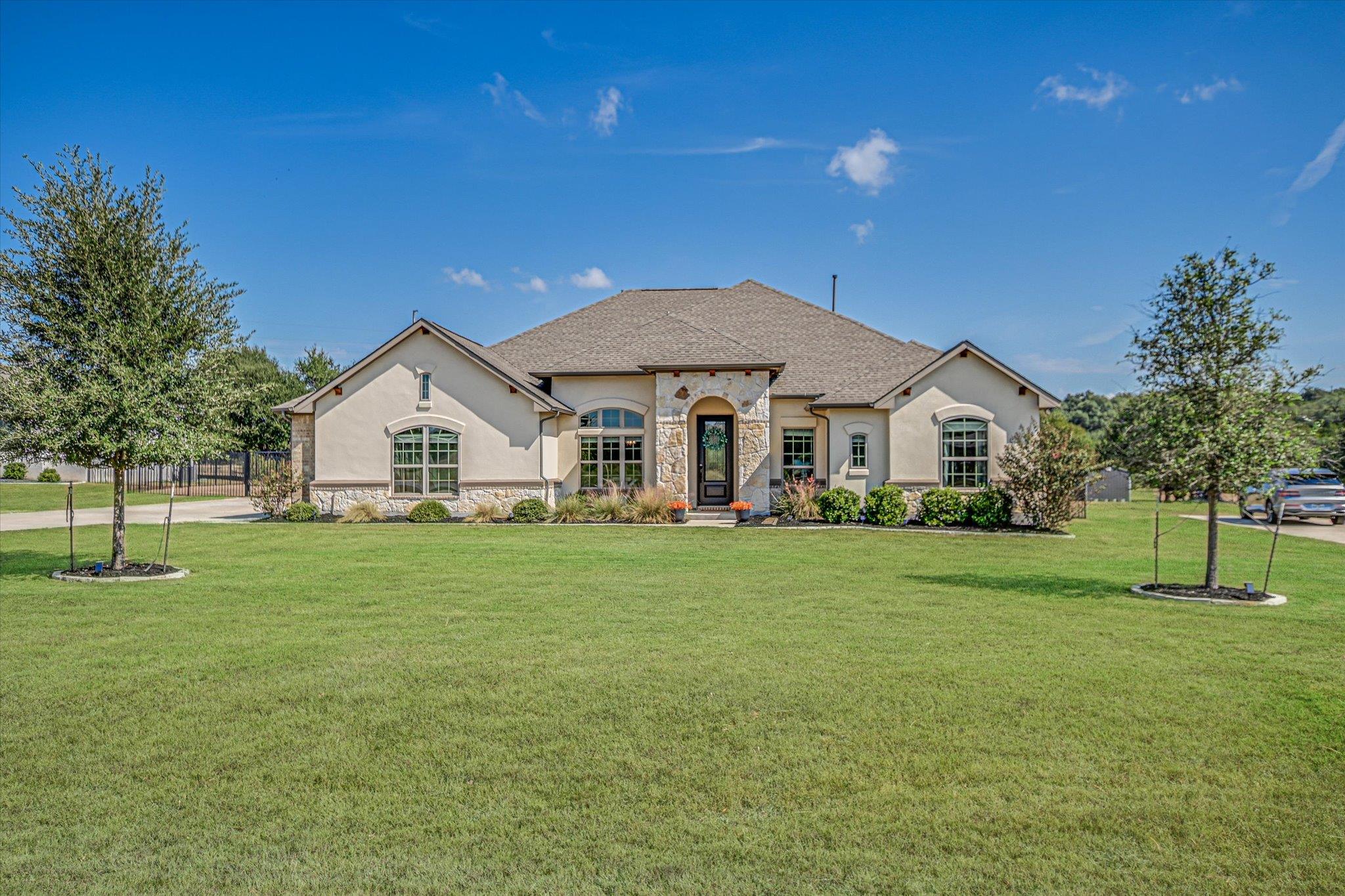 1861 Nature View Loop Property Photo 1