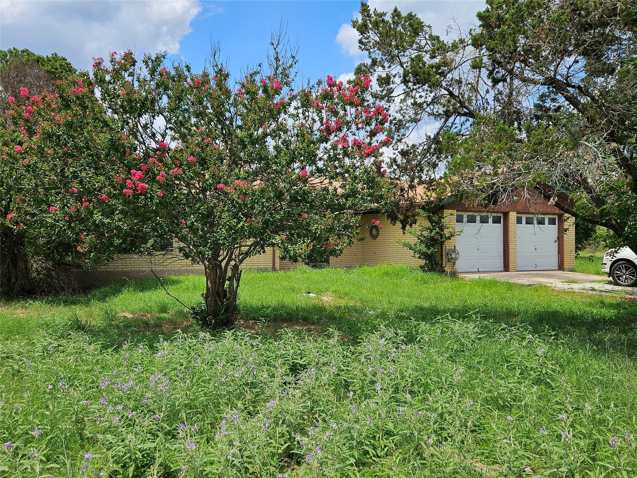 2790 W Highway 290 None Property Photo 2