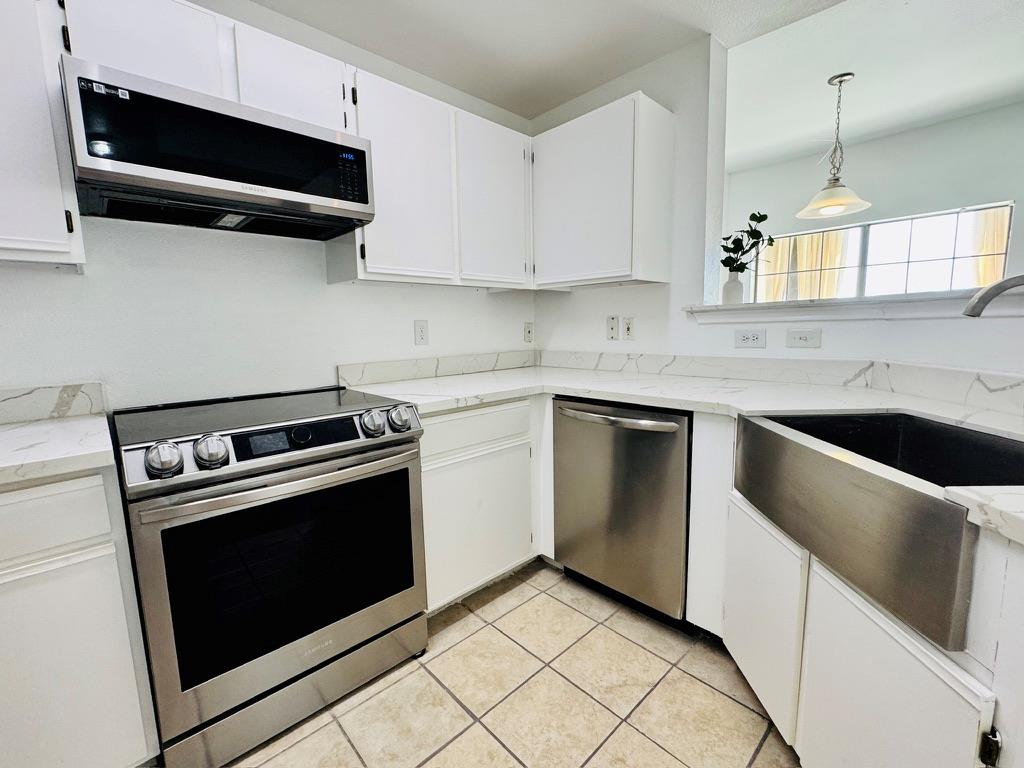 2320 Gracy Farms Ln #1432 Property Photo 5