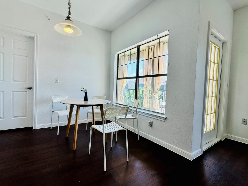 2320 Gracy Farms Ln #1432 Property Photo 20