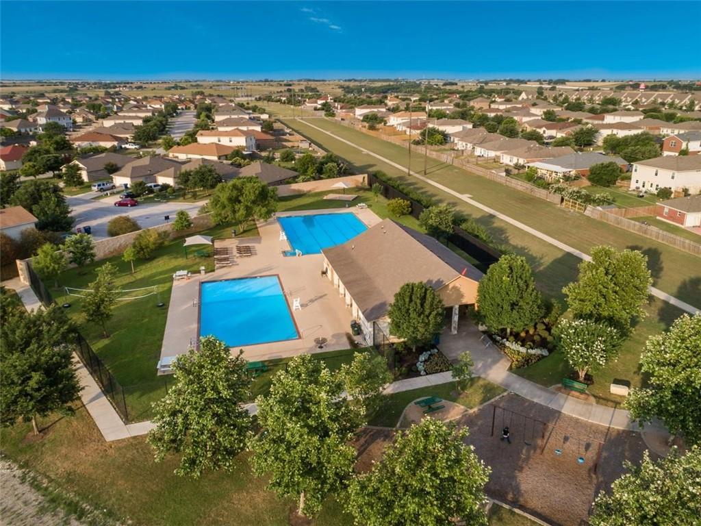 112 Perfect World Loop Property Photo 8