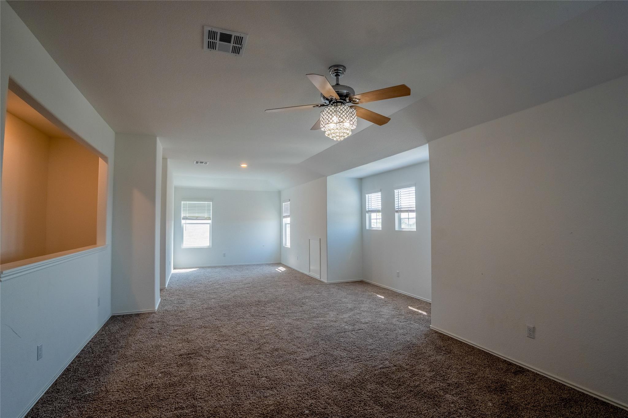 112 Perfect World Loop Property Photo 26
