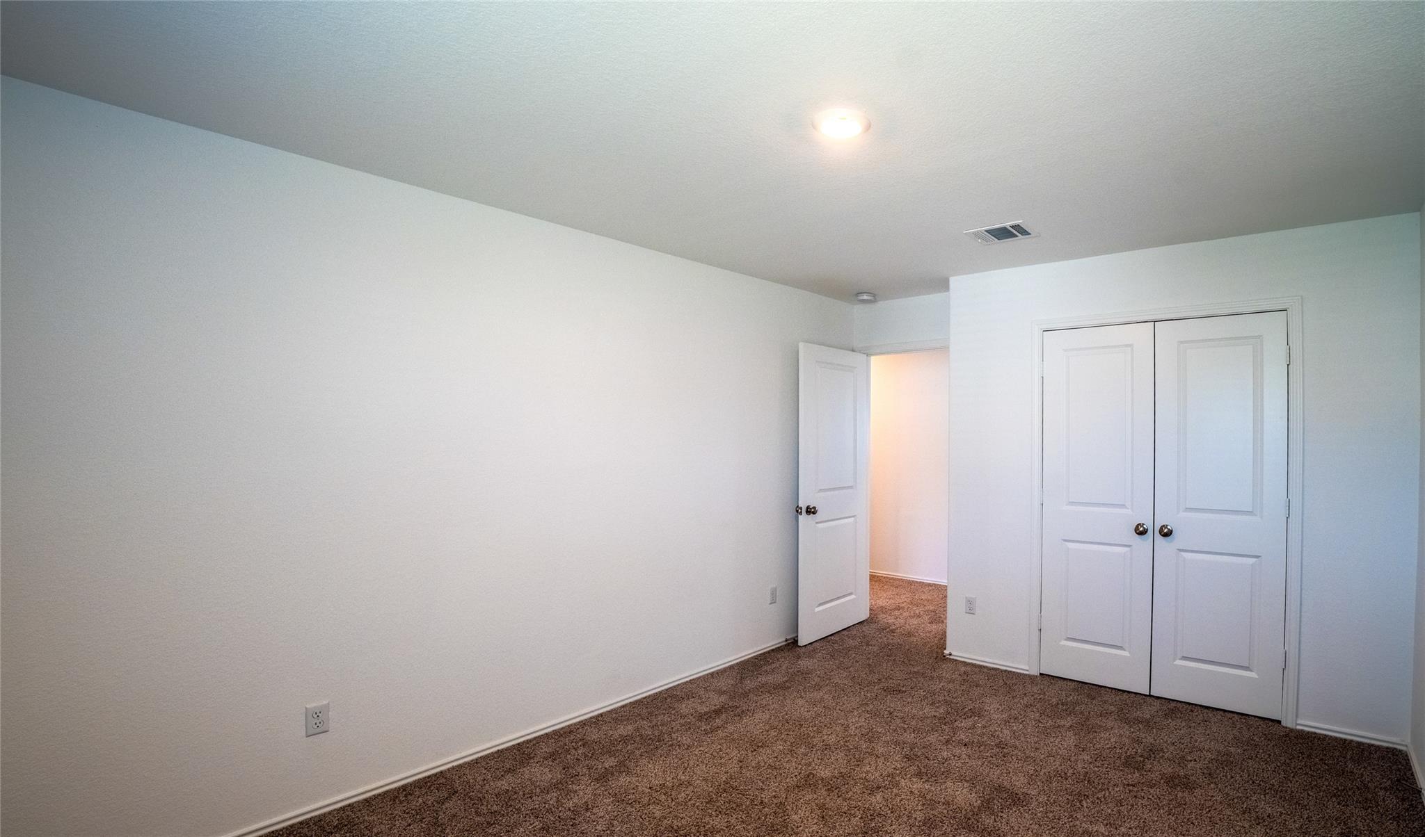 112 Perfect World Loop Property Photo 32