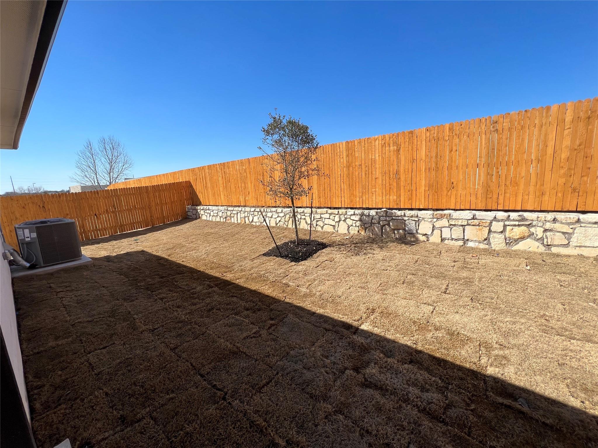 13820 Lubeck Dr Property Photo 25