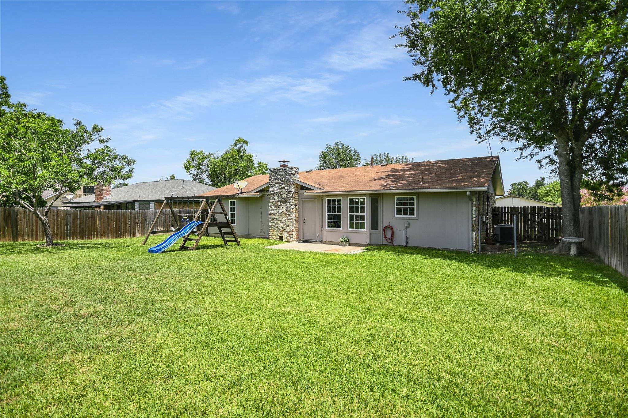 1307 Dove Haven Dr Property Photo 16