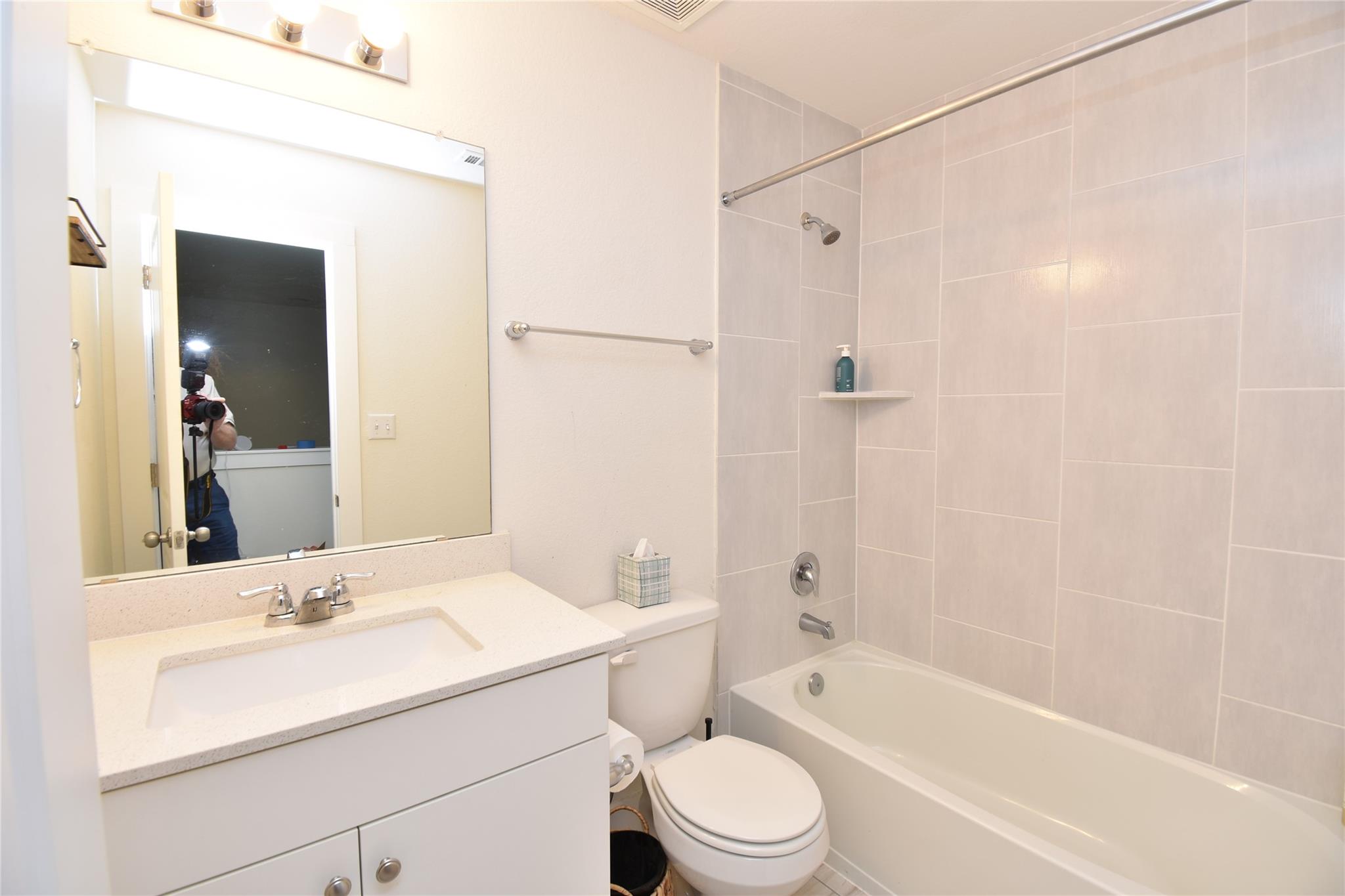 331 Alamar Knot Way #208 Property Photo 6