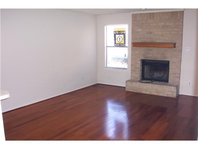 810 Banister LN 834