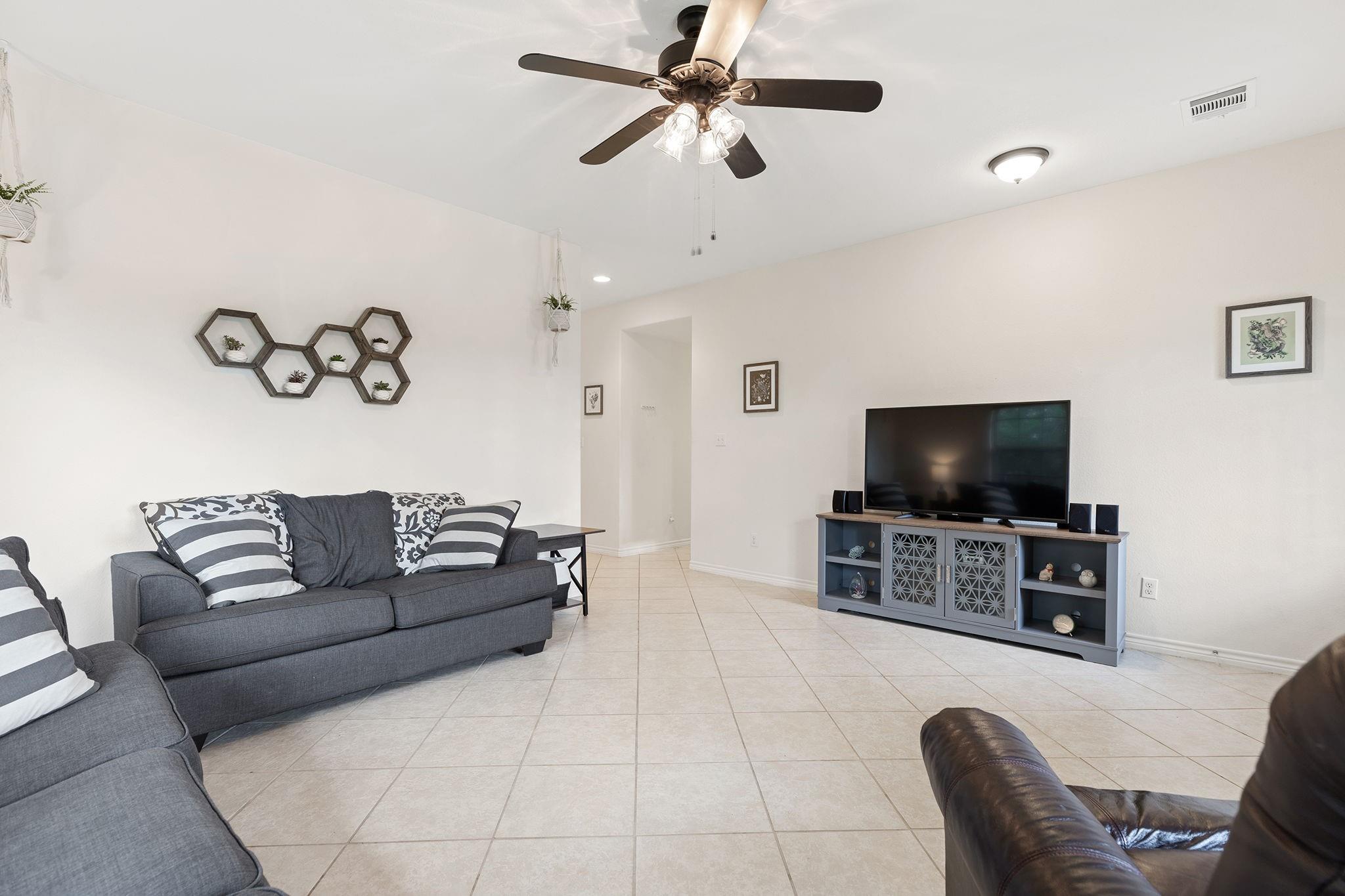 165 Puu Waa Waa Ln Property Photo 7