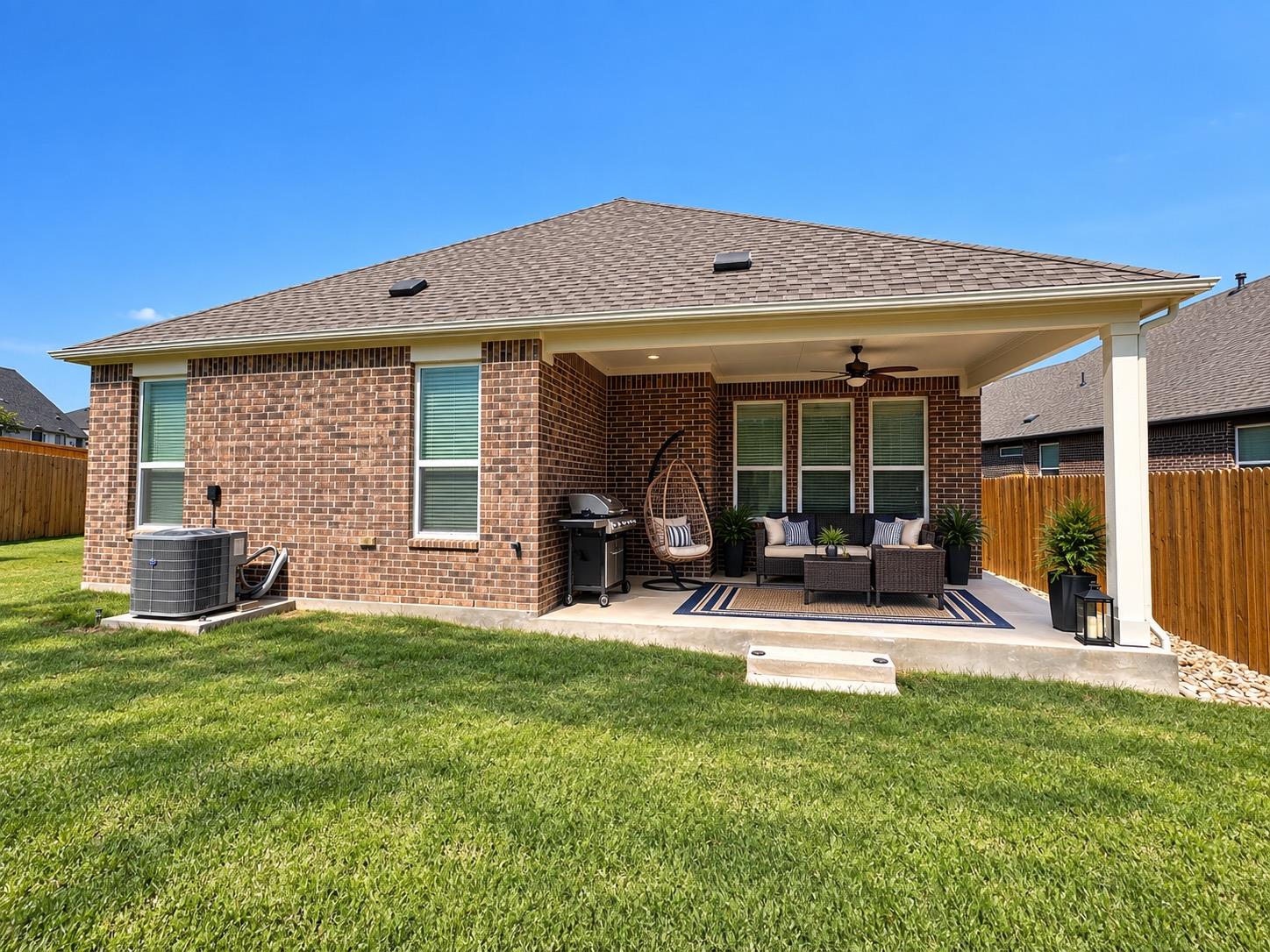 2100 Magnolia Hill Dr Property Photo 17