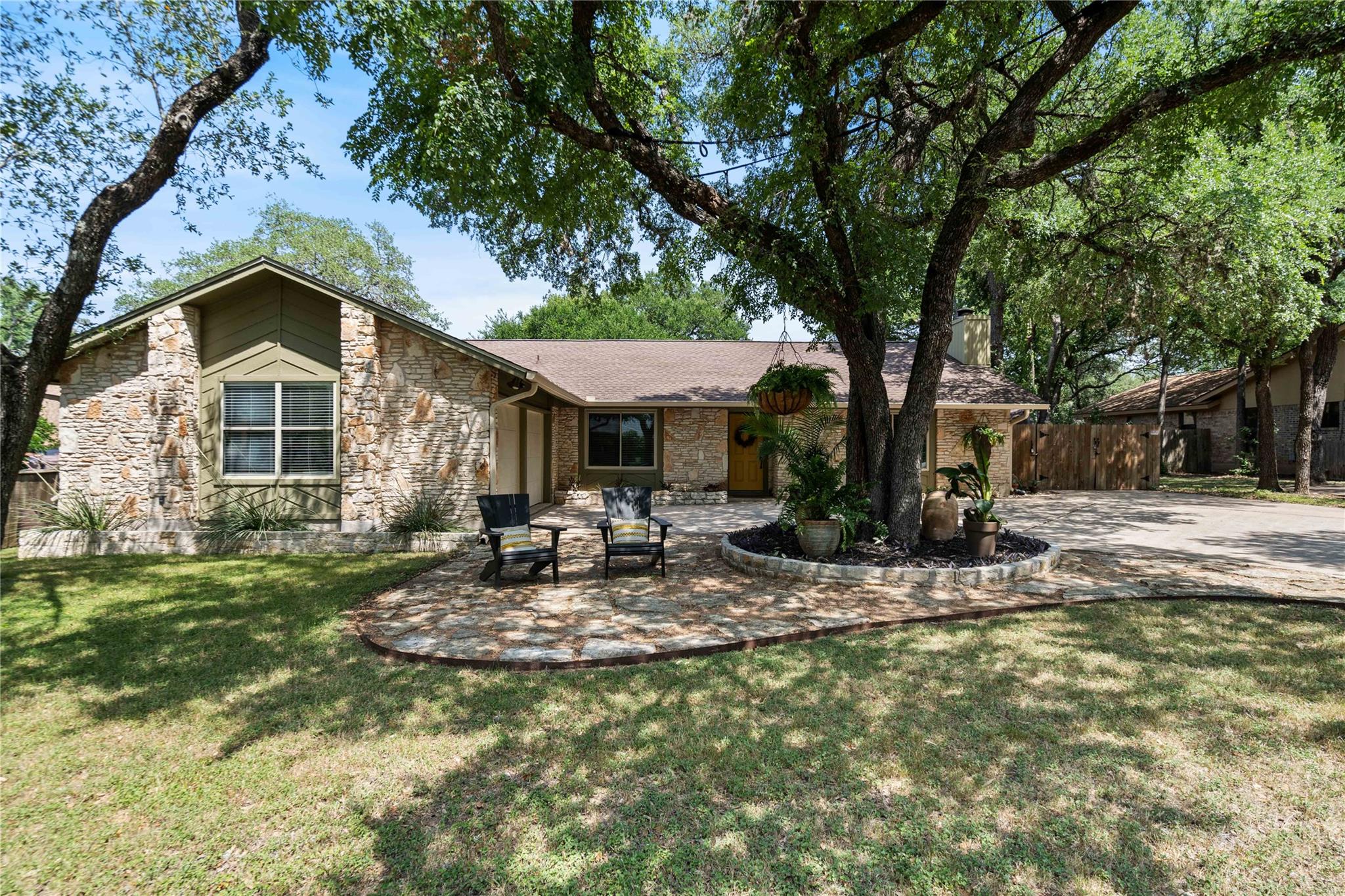 11311 Aloysia Dr Property Photo 1