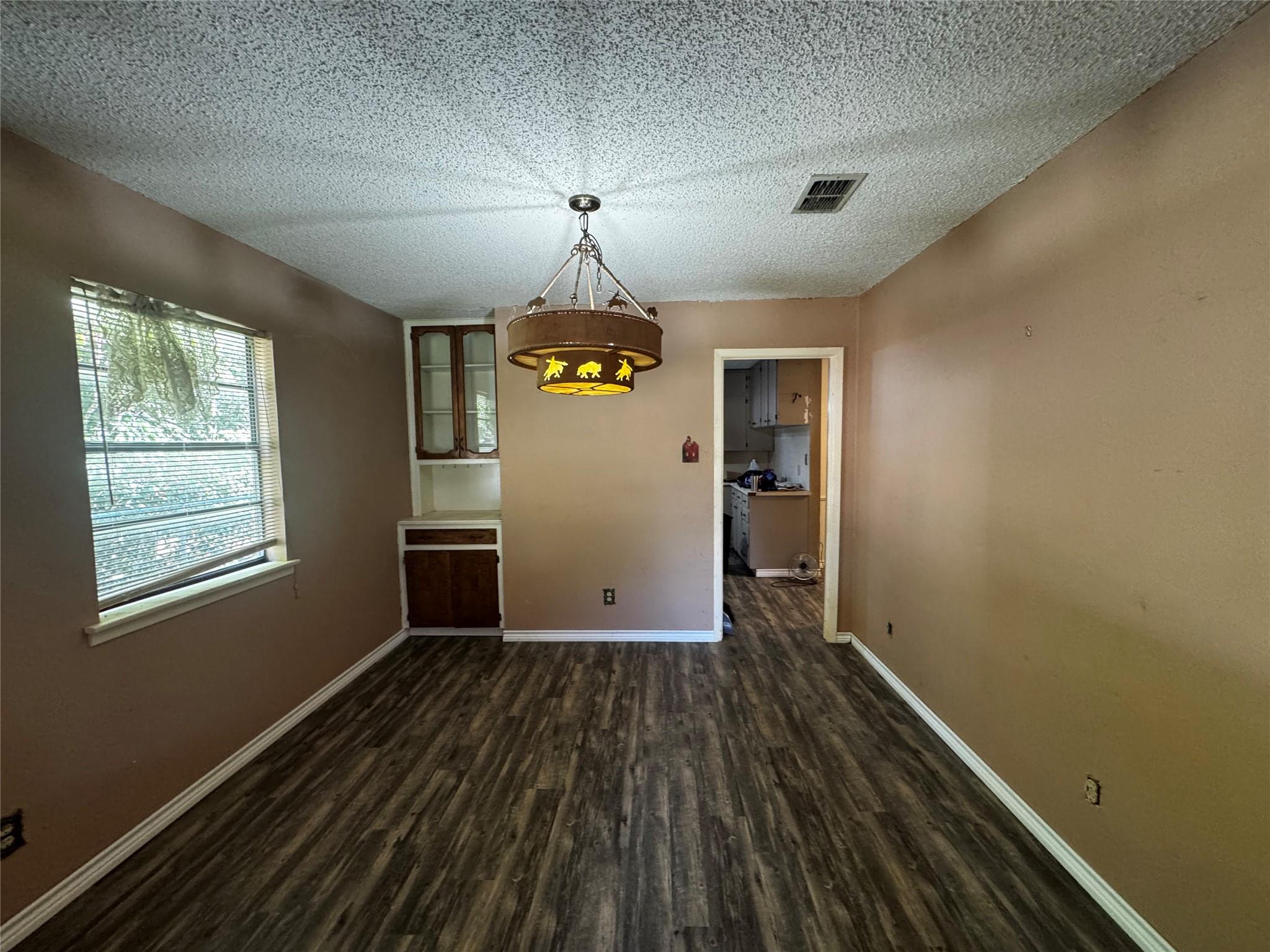 500 Hosack St Property Photo 16