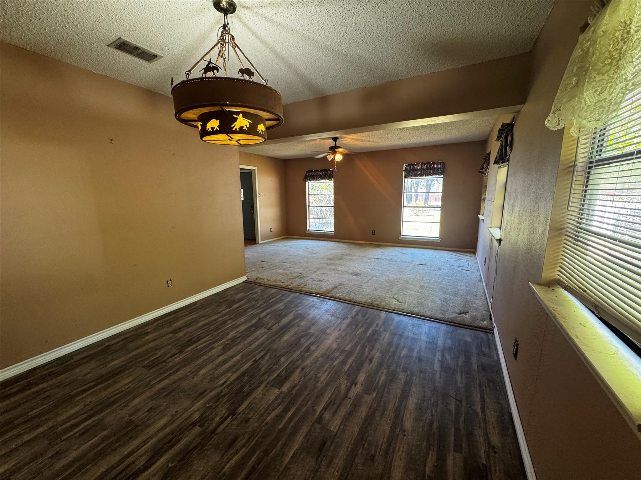 500 Hosack St Property Photo 23