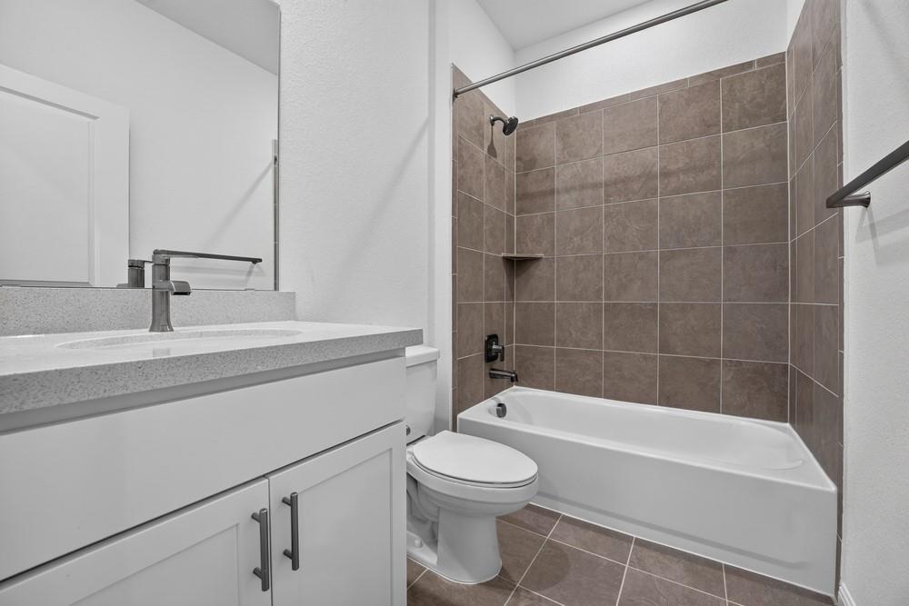 1624 Lorant Ln Property Photo 25