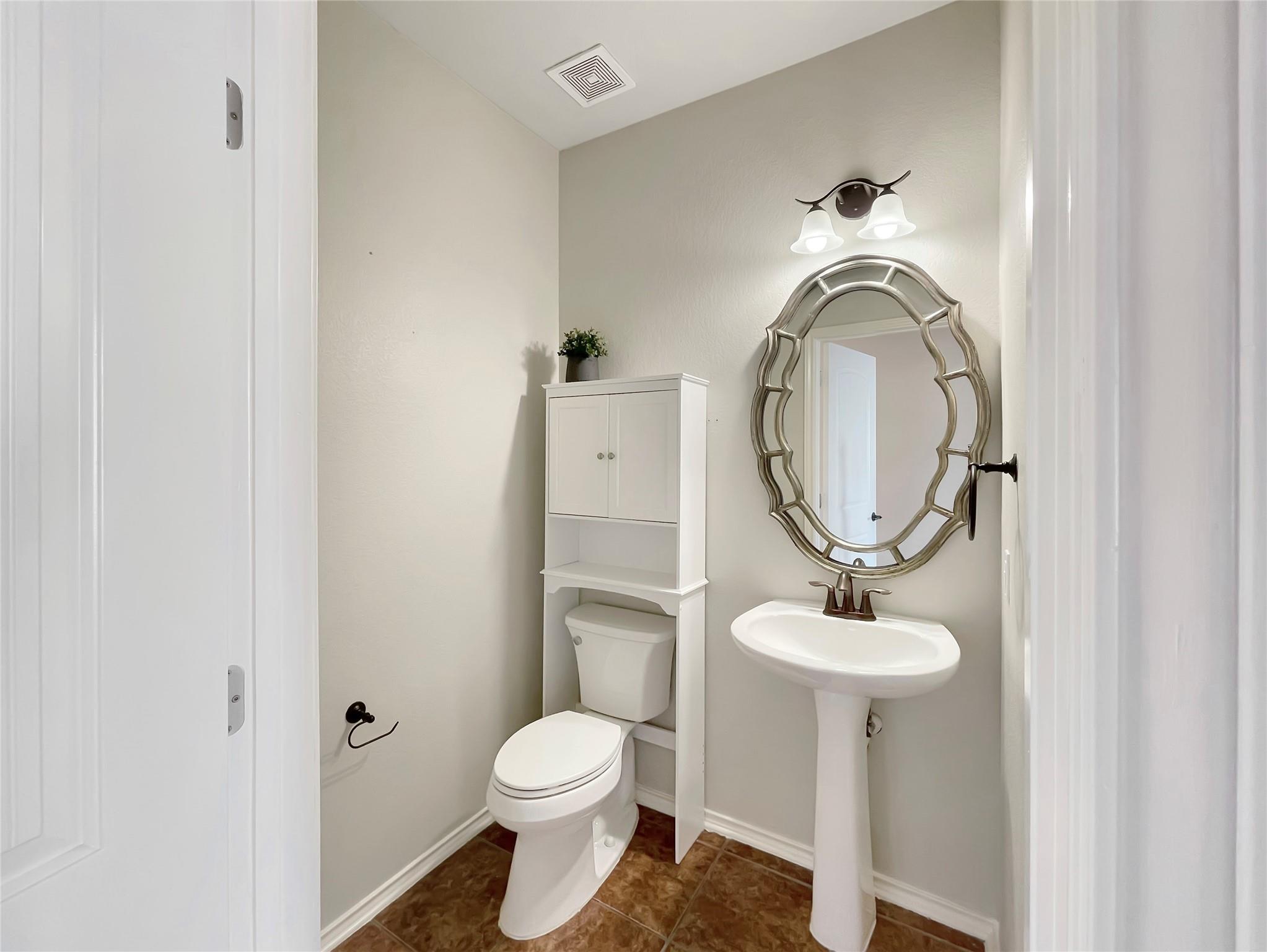 403 Red Hawk Dr Property Photo 16