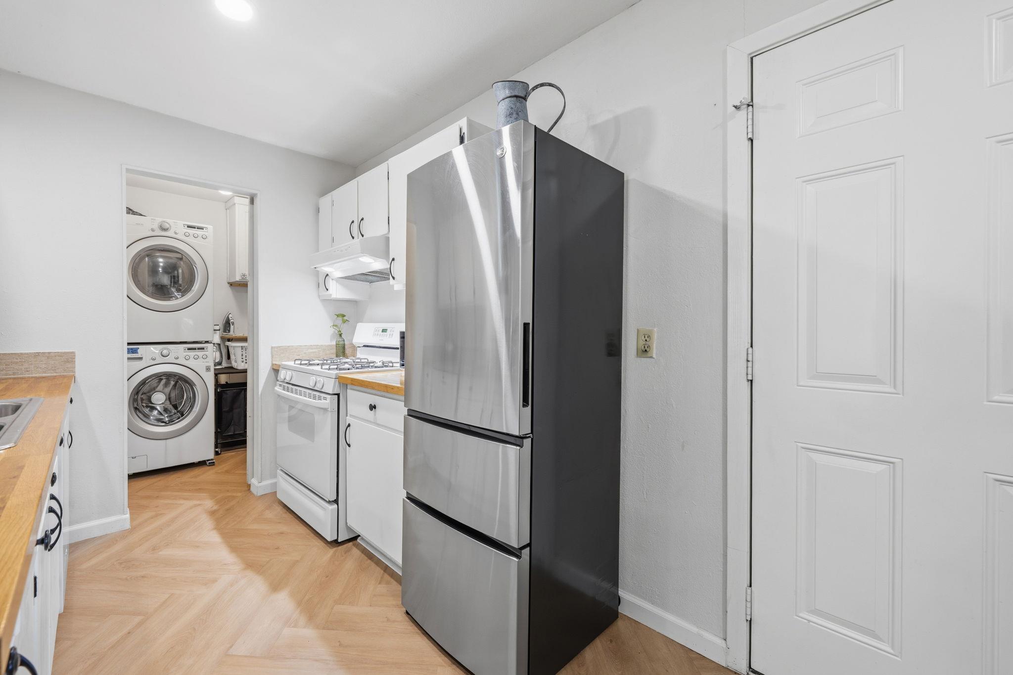 705 Dulwich St Property Photo 8