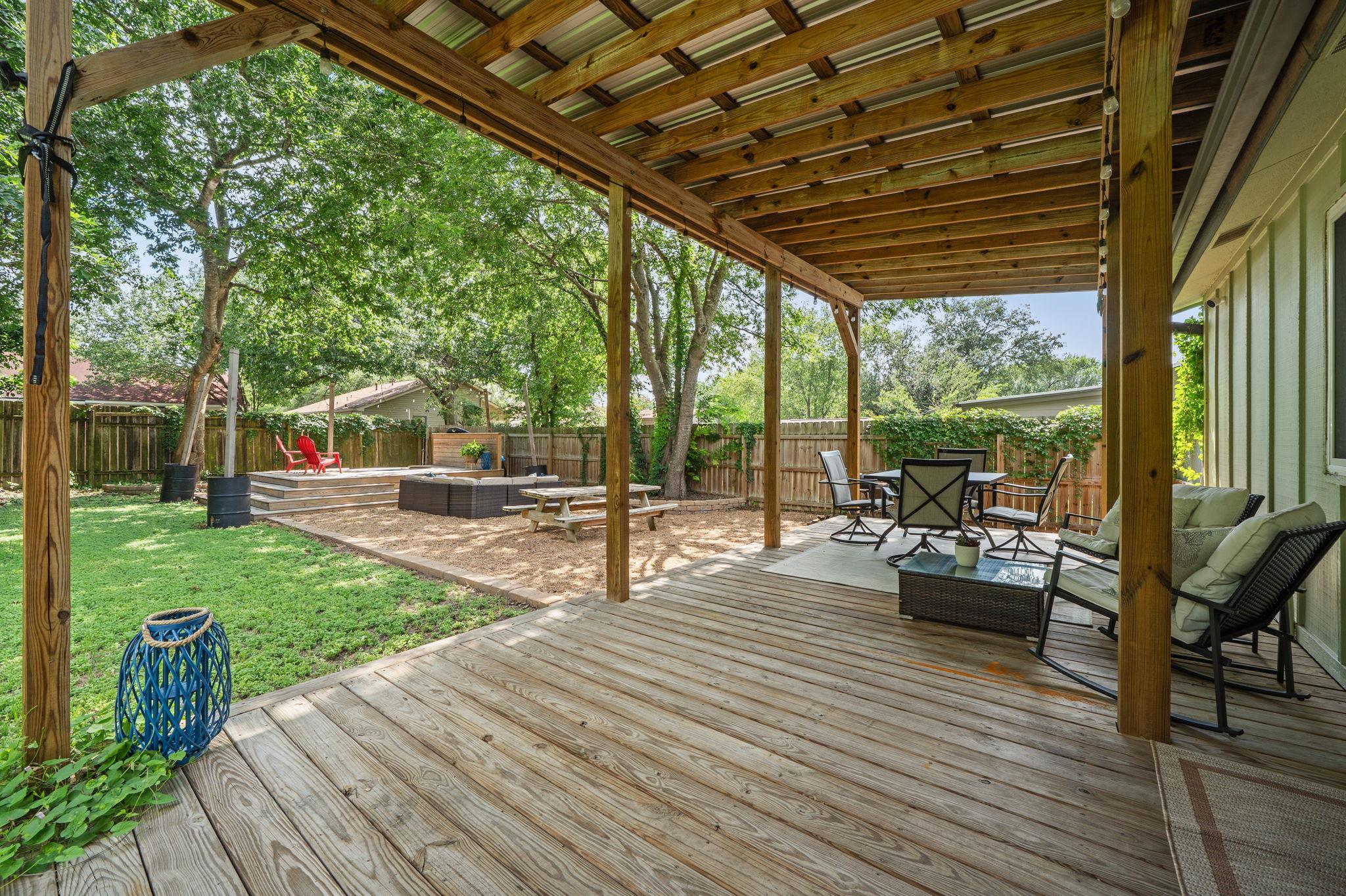 705 Dulwich St Property Photo 21