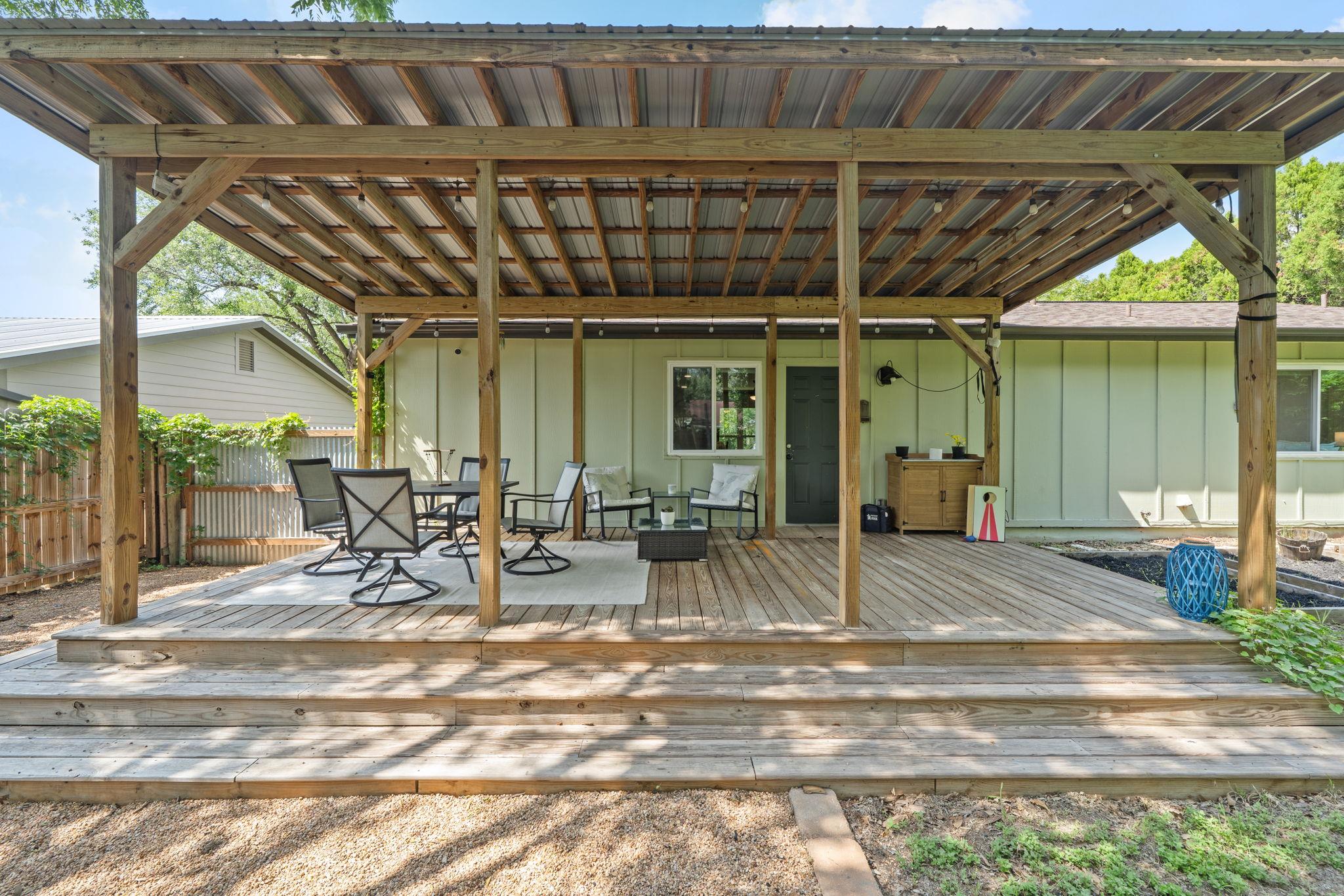 705 Dulwich St Property Photo 22