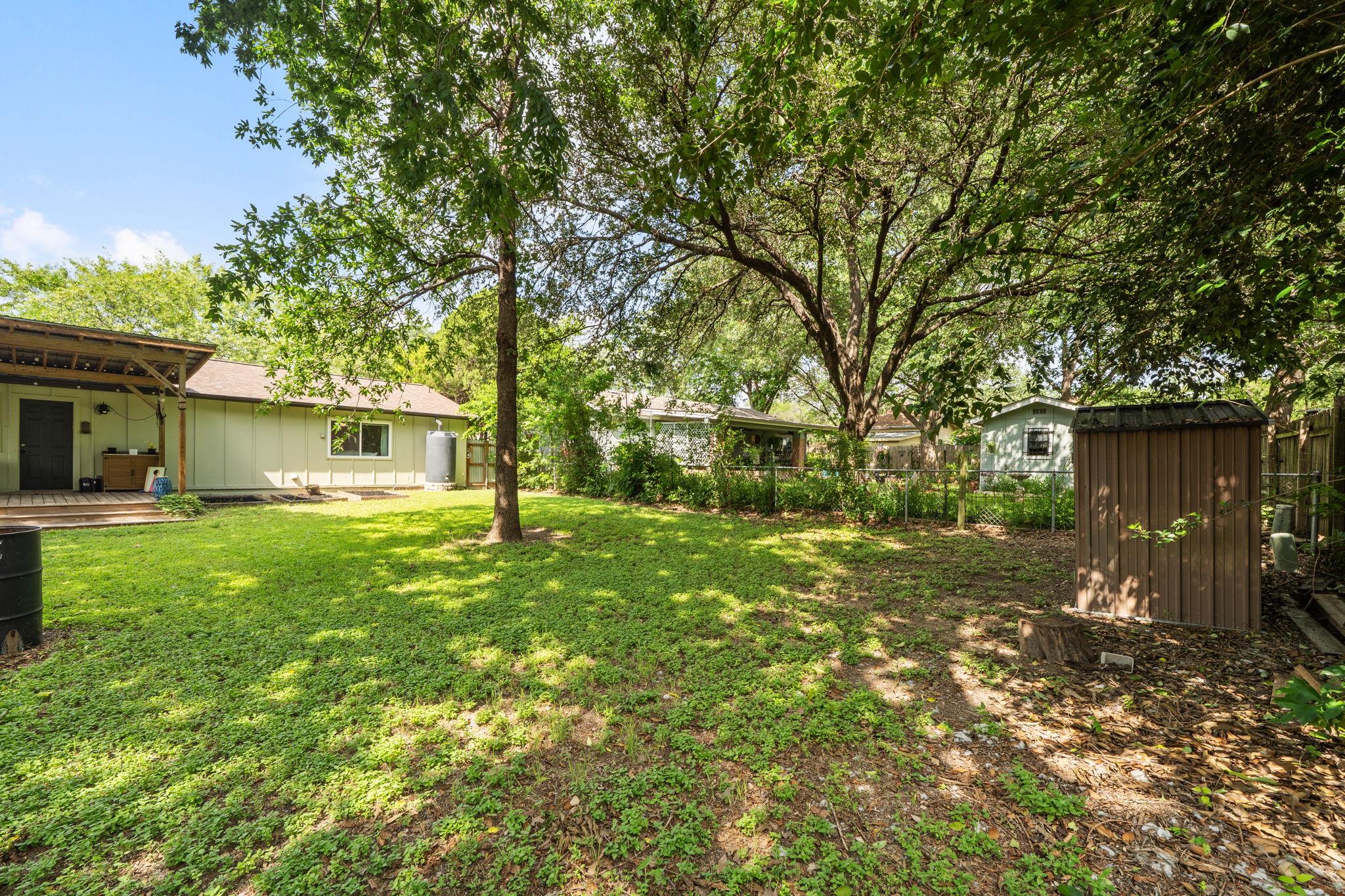 705 Dulwich St Property Photo 31